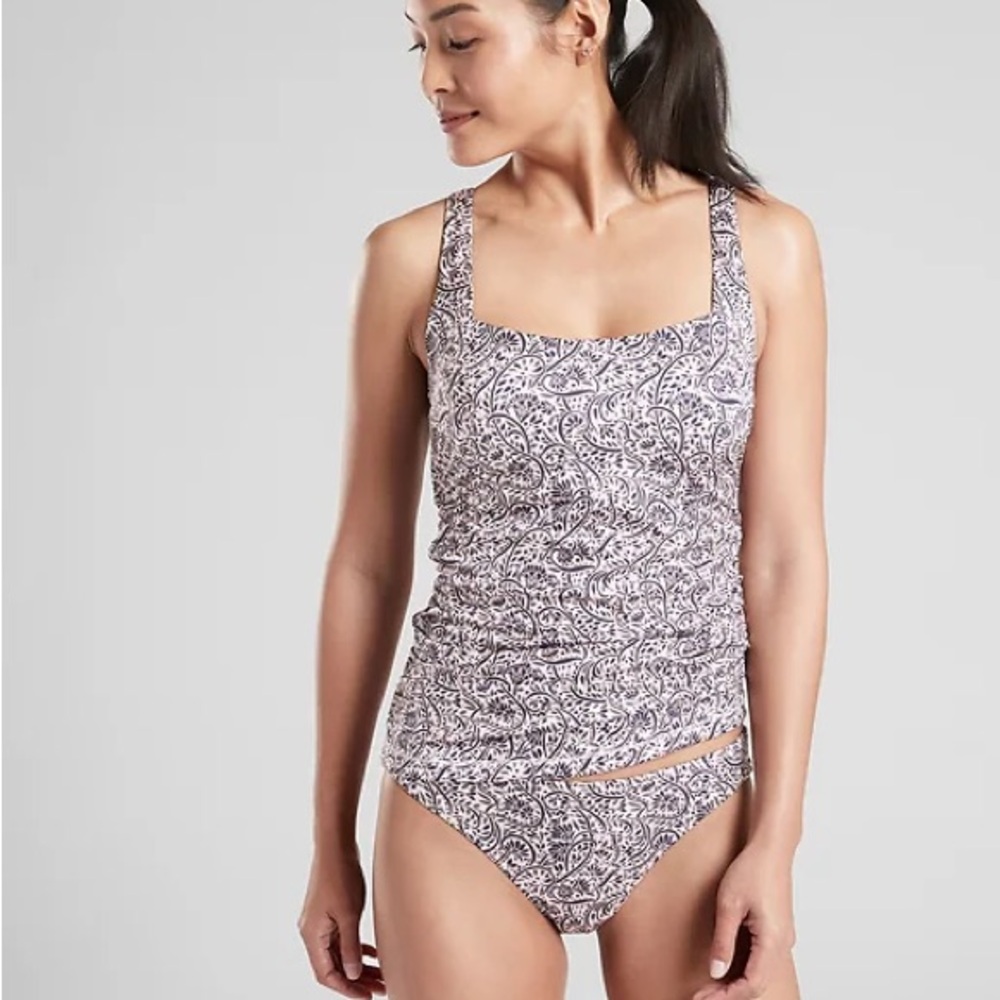 NWT ATHLETA Aqualuxe Batik Bra-Sized Tankini Size 32D/DD